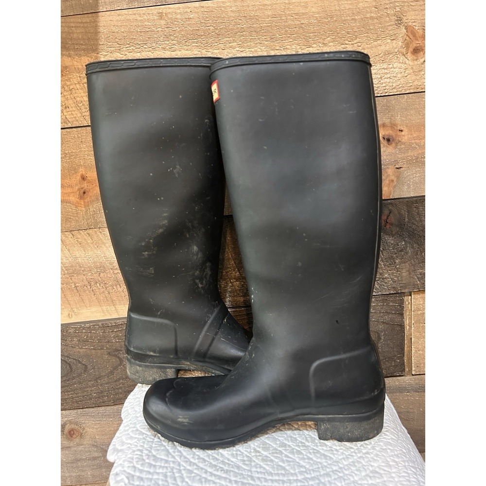 Hunter Original Tall Rain Boots for Women, Size US 7 Black